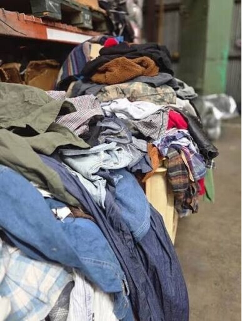Men's XL T Shirts. Random Bundles Of 5.